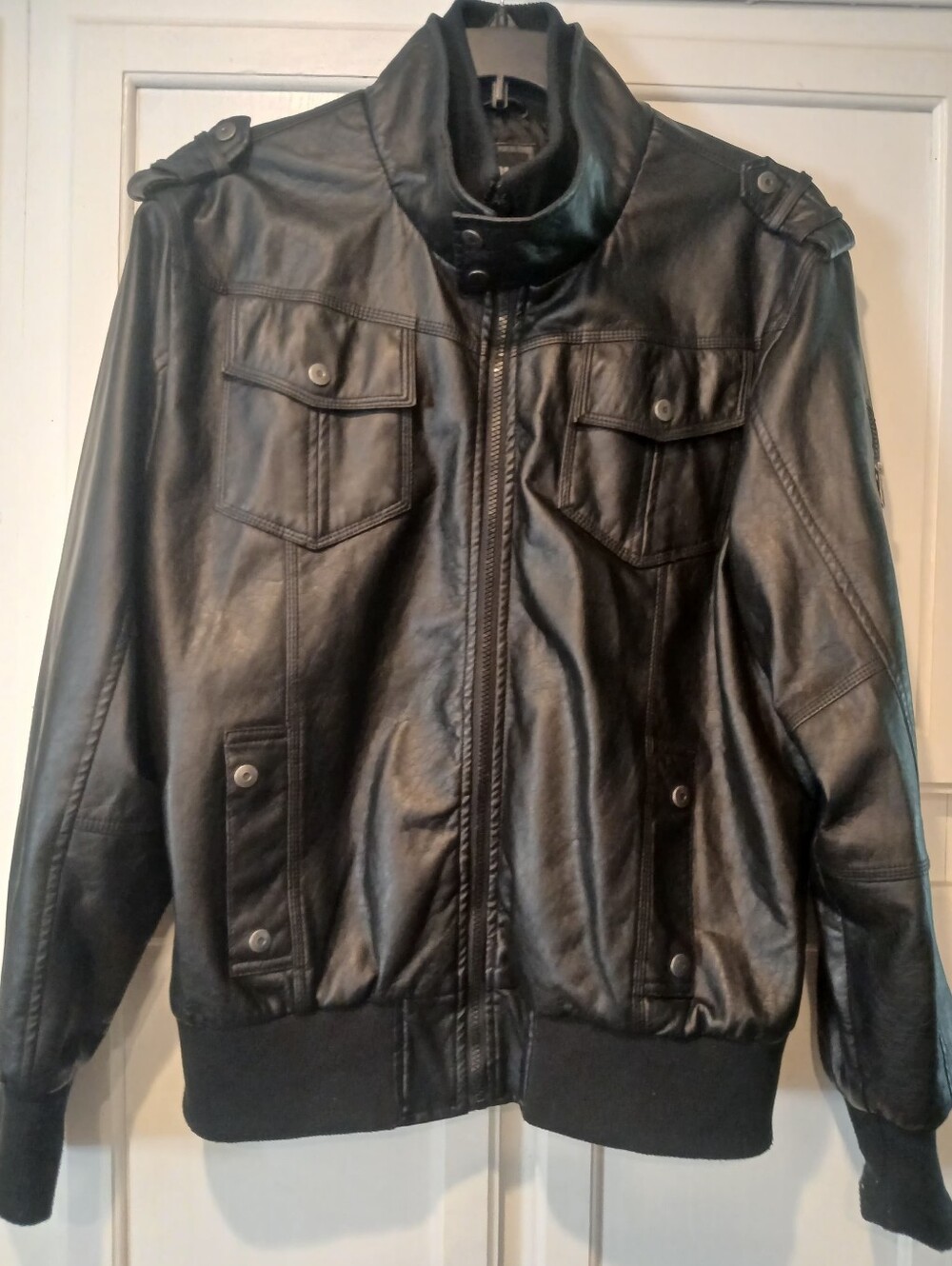 CJ Black Mens Faux Leather Jacket, Pockets, Ribbed Cuffs & Hem Size XL